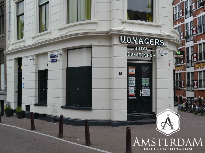 voyagers coffeeshop amsterdam menu